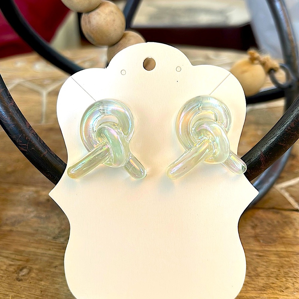Knot acrylic earrings